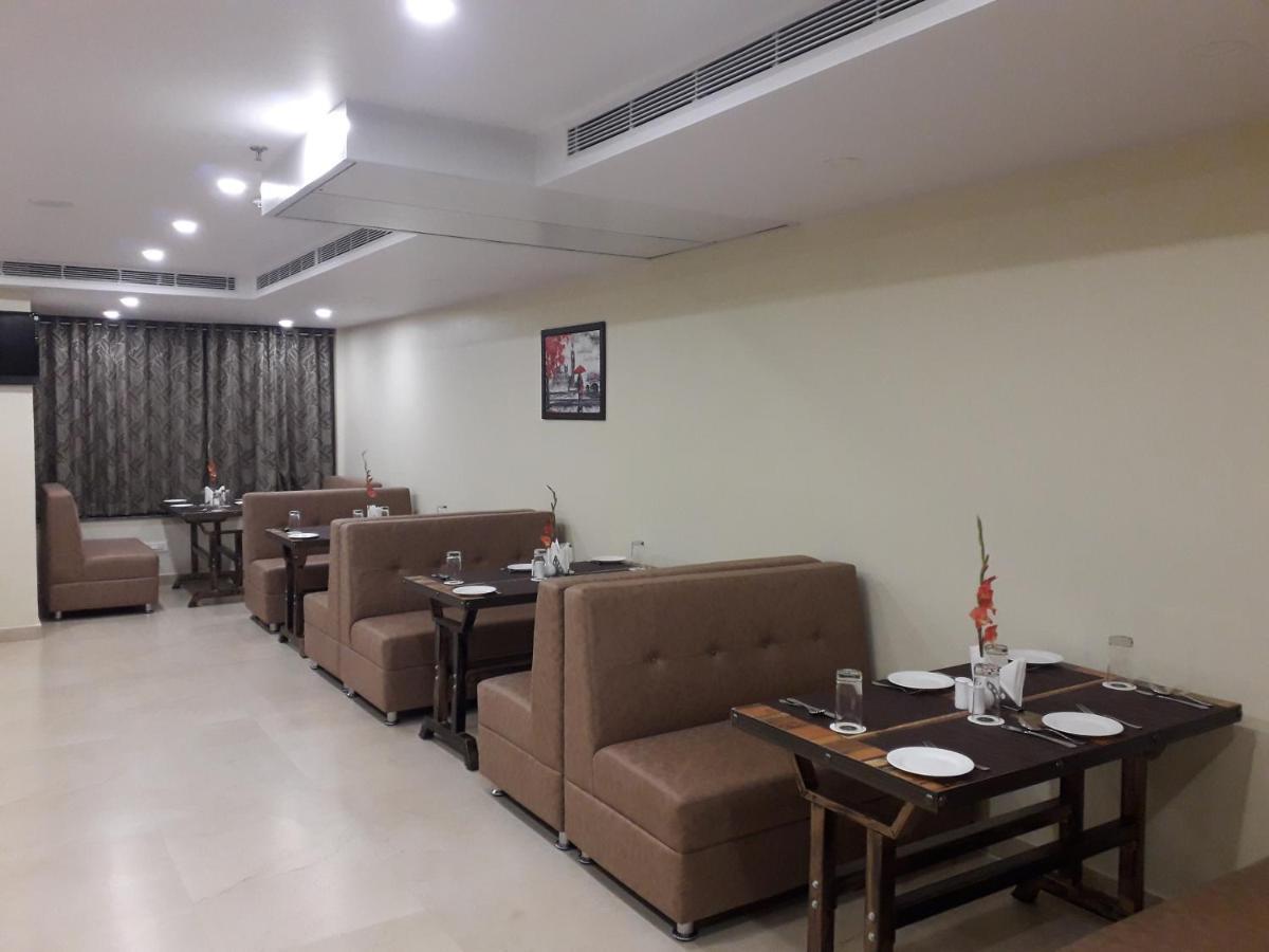 Hotel Raindew Ranchi Esterno foto